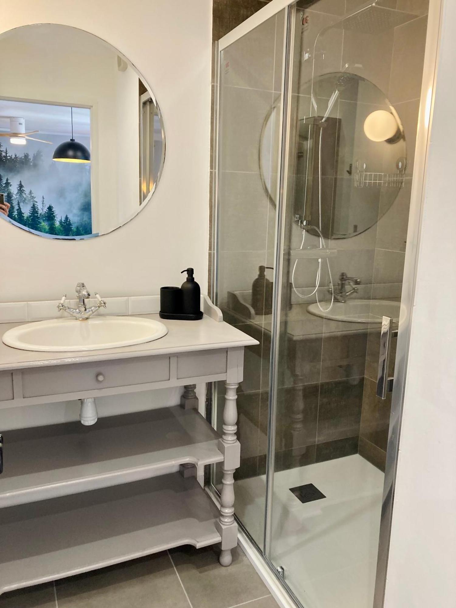 Le Nivolet, Cosy Appartement Chambéry Eksteriør billede